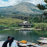 Balong, Tempat Ngopi di Garut dengan Panorama Danau dan Gunung Guntur