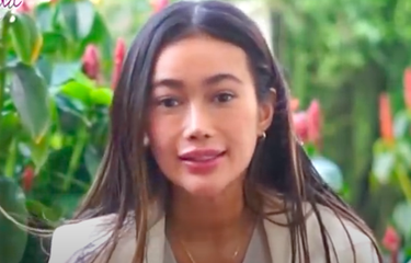 Ratu Felisha berbincang dengan Venna Melinda