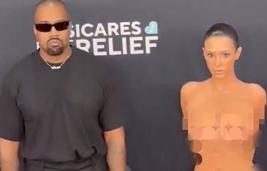Kanye West dan Bianca Censori Lanjutkan Penampilan Vulgar Setelah ...