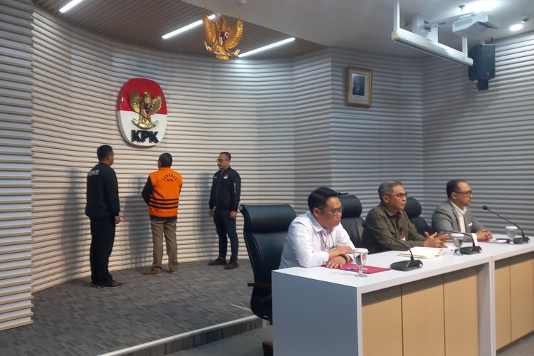 KPK Tahan Sekjen PDI-P Hasto Kristiyanto dalam Kasus Perintangan Penyidikan Harun Masiku