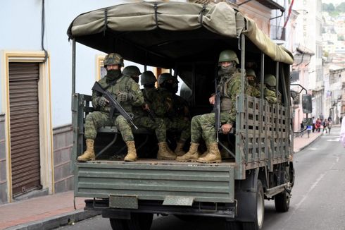 Presiden Kerahkan 22.400 Tentara untuk Hancurkan Geng Bersenjata di Ekuador