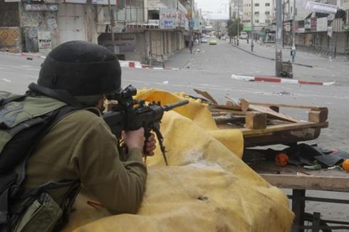 Warga Palestina Ditembak Mati Tentara Israel yang Curiga Akan Diserang 