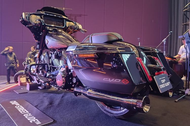 CVO Street Glide
