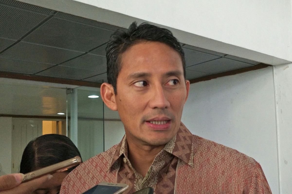 Wakil Gubernur DKI Jakarta Sandiaga Uno di Balai Kota DKI Jakarta, Jalan Medan Merdeka Selatan, Minggu (12/11/2017).