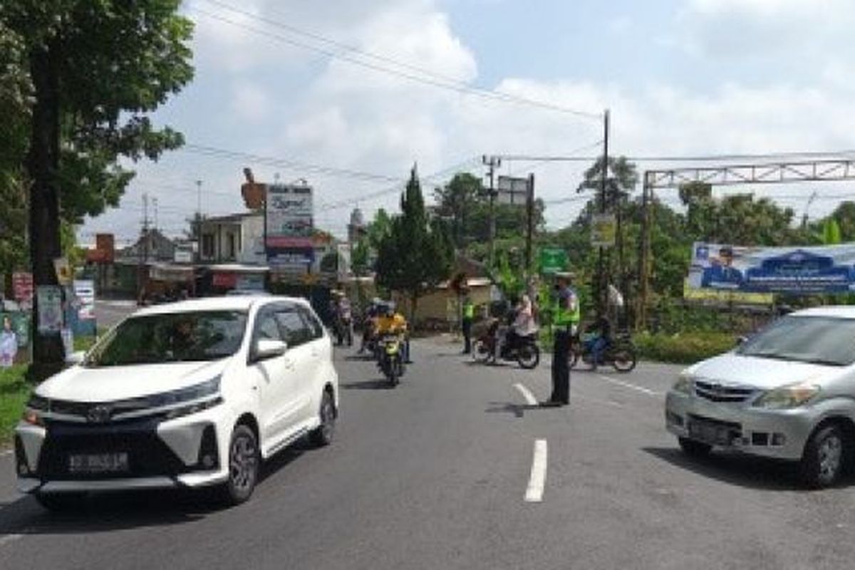 Simpang tiga Keprabon, Kecamatan Karangpandan, Kabupaten Karanganyar