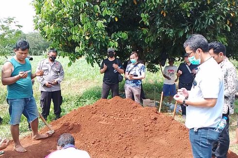 Jenazah Ditolak Tetangga, Pelaku Pembunuhan Ibu Muda di Bandung Barat Dimakamkan di Pemakaman Covid-19