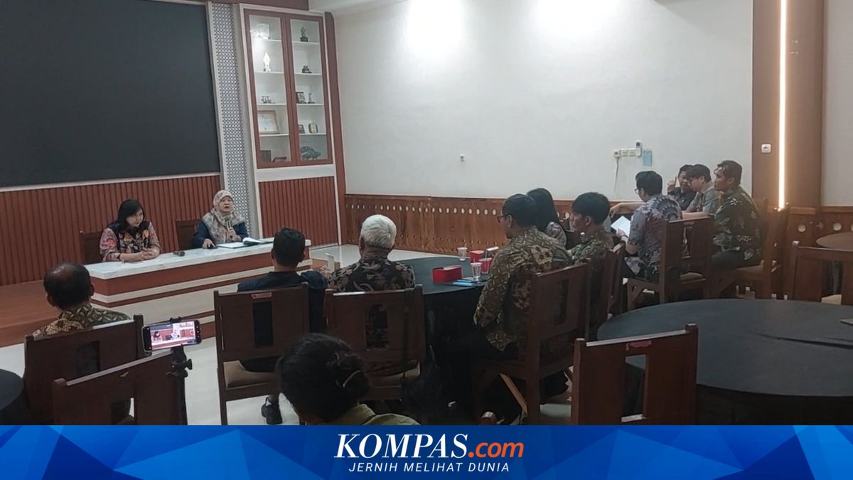 Sengketa Informasi Publik: KIP Jateng Cek Keberadaan Salinan Ijazah Jokowi di Dispersip Solo
