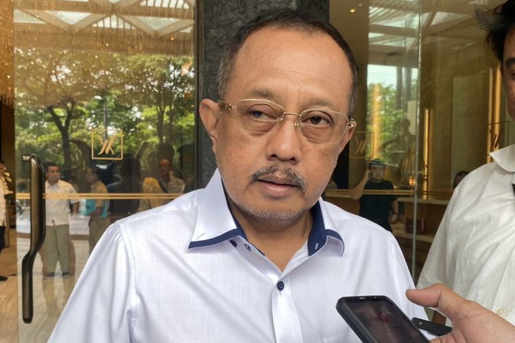 Wakil Wali Kota Surabaya, Armuji di Vasa Hotel, Senin (8/1/2024).