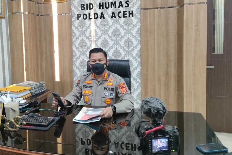 Kabid Humas Polda Aceh Kombes Winardy saat memberikan keterang pers, Jumat (18/2/2022).