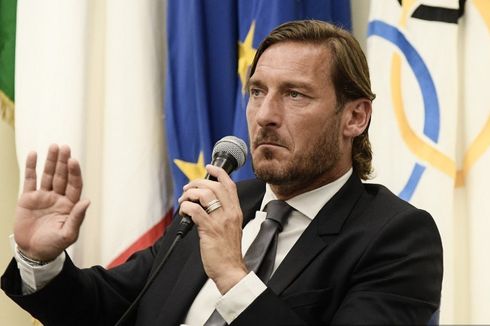 Totti Pesimistis Conte Bisa Bawa Inter Milan Scudetto Musim Ini