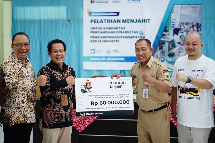 Penyandang Disabilitas Dibekali Skill Jahit Sepatu untuk Masuk Dunia Kerja