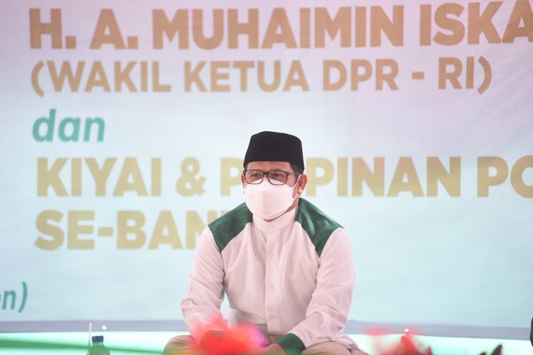 Wakil Ketua DPR RI Abdul Muhaimin Iskandar atau Gus AMI saat mengunjungi Pondok Pesantren At-Thohiriah, Kramat Watu, Kabupaten Serang, Banten, Jumat (26/2/2021).