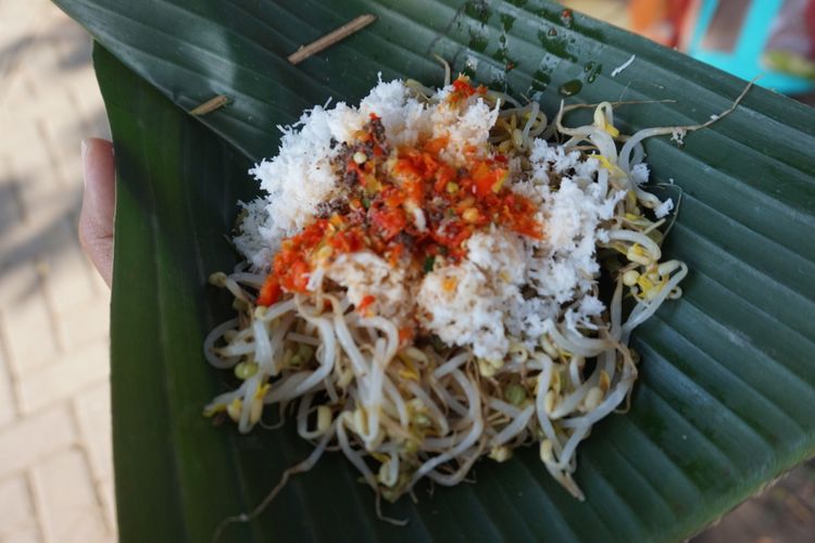 Cukulan ampas, makanan khas lebaran di Penataban Banyuwangi