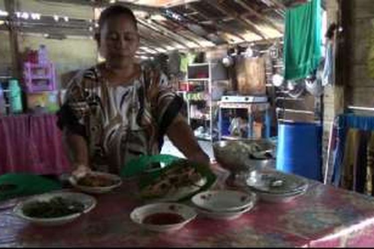Hidangan ikan dan hasil laut lainnya sudah menjadi kebiasaan bagi warga Kepulauan Pongok, Kabupaten Bangka Selatan, Provinsi Kepulauan Bangka Belitung.