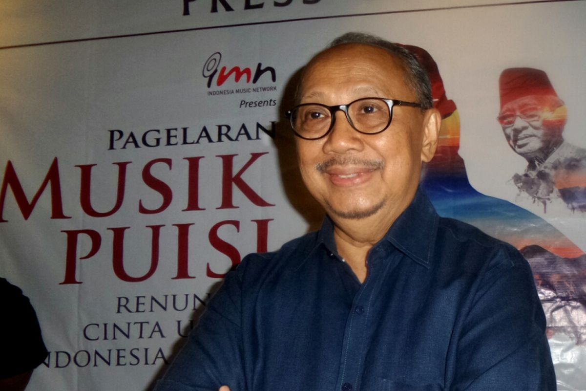 Musisi Ebiet G. Ade dalam jumpa pers Pagelaran Musik Puisi Ebiet G. Ade : Renungan Cinta untuk Indonesia Damai di FX Sudirman, Jakarta Pusat, Selasa (29/8/2017).