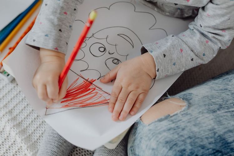 Prakarya Anak Tak Harus Jadi Sampah, Coba Trik Ini