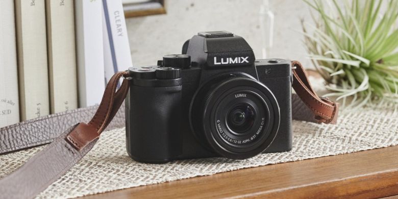 Lumix G100