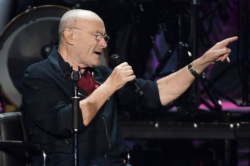 Musisi Phil Collins Pensiun Bermain Drum di Genesis