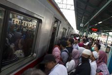 Penumpang KRL Wajib Cek Suhu Tubuh di 9 Stasiun Ini