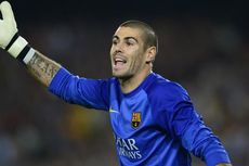 Victor Valdes Hanya Simpan Satu Jersey Barcelona di Rumah