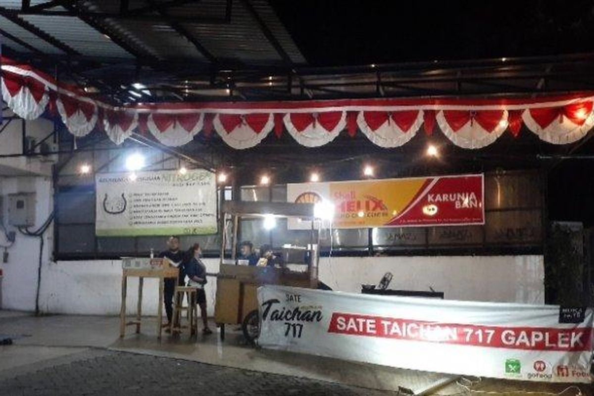 Lapak Sate Taichan 717 Gaplek, di Jalan Setiabudi, Pamulang, Tangerang Selatan.