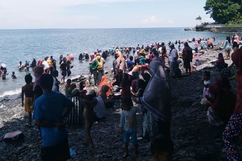 Cari Emas di Pantai Maluku Tengah yang Sedang Viral, 2 Warga Kediri Langsung Diusir dari Desa
