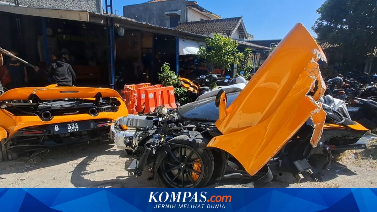 Kecelakaan McLaren Terbelah Dua, Bukti Mengemudi Supercar Tak Bisa Sembarangan