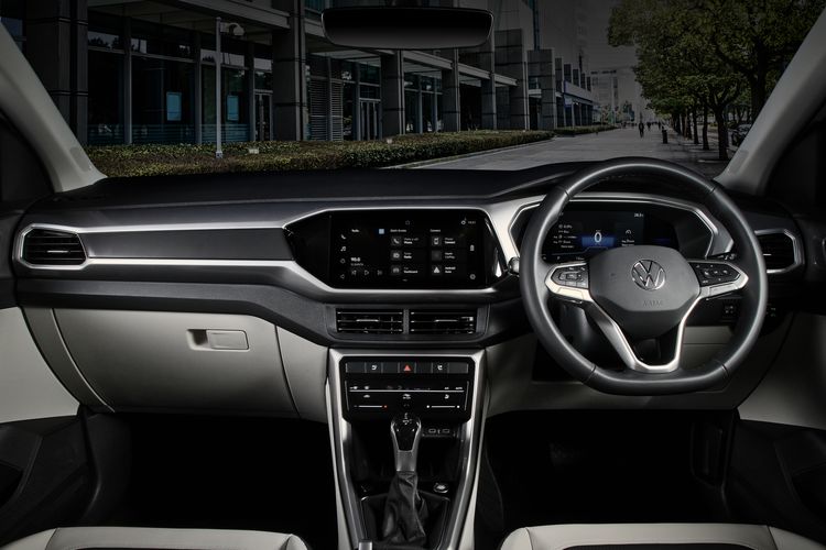 Kabin VW T-Cross resmi meluncur di Indonesia dengan banderol Rp 488 juta OTR Jakarta