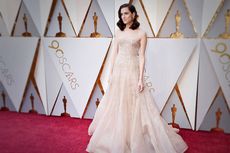 Gaun di Ajang Piala Oscar yang Bisa Jadi Gaun Pernikahan