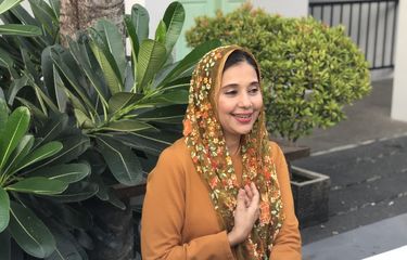 Anak Jadi Perantara Jual Senpi, Ayu Azhari: Biarkan Proses Hukum ...