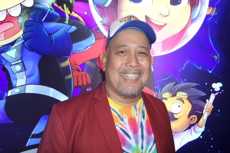 Indro Warkop berpose untuk sebuah acara di XXI Epicentrum, Kuningan, Jakarta Selatan, Sabtu (23/12/2017).