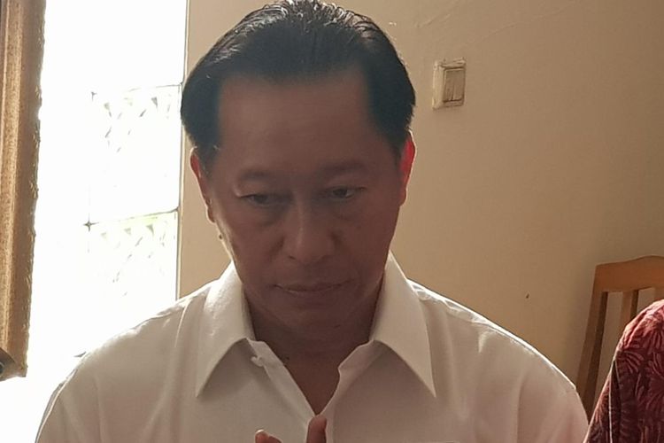 Ketua Umum PPP versi Muktamar Jakarta Humphrey Djemat saat ditemui di Kantor Formappi, Matraman, Jakarta Timur, Minggu (24/11/2019).