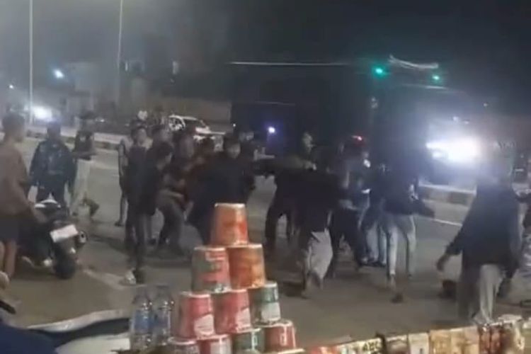 Sering Terjadi Tawuran di Exit Tol Situbondo, Polisi Evaluasi Angkringan Kopi