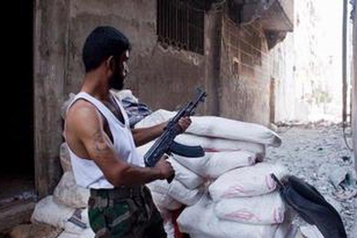 Pertemuran di Suriah tak kunjung berhenti dan kini malah merambah Irak.