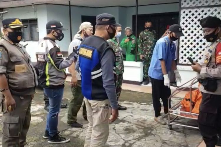 Sesosok mayat laki-laki ditemukan terbujur kaku di sebuah rumah kontrakan di Jalan Lenteng Agung, Jagakarsa, Jakarta Selatan pada Kamis (7/1/2021) pukul 14.00 WIB.