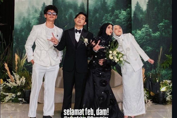 9 Style Resepsi Feby Putri dan Adam Febrian di Tangerang, Nuansa Monokrom