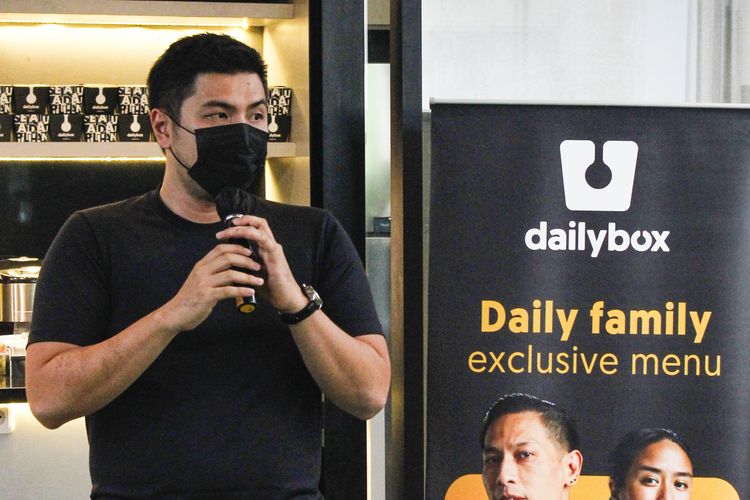 Kelvin Subowo, CoFounder and CEO Dailybox.