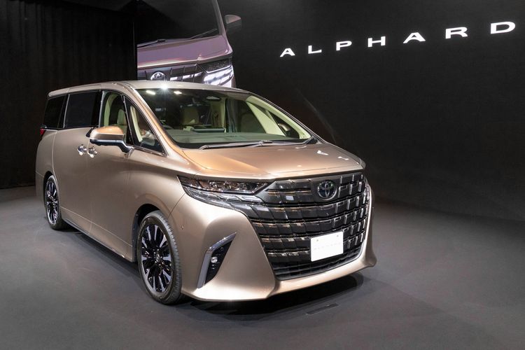 Generasi terbaru Toyota Alphard dan Vellfire resmi meluncur