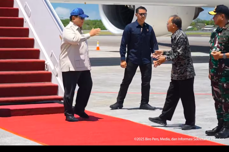Presiden Prabowo tiba di Bandara I Gusti Ngurah Rai, Bali, 13 September 2025. (YouTube Sekretariat Presiden)