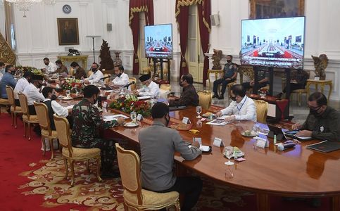 Indonesian Public Weighs in on President Jokowi Cabinet Reshuffle 