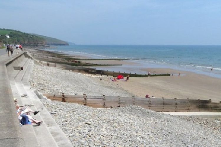 Pantai Amroth di Pembrokshire, Wales.