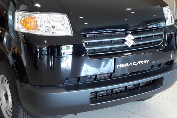 Suzuki Mega Carry Pick Up melengkapi varian Carry.