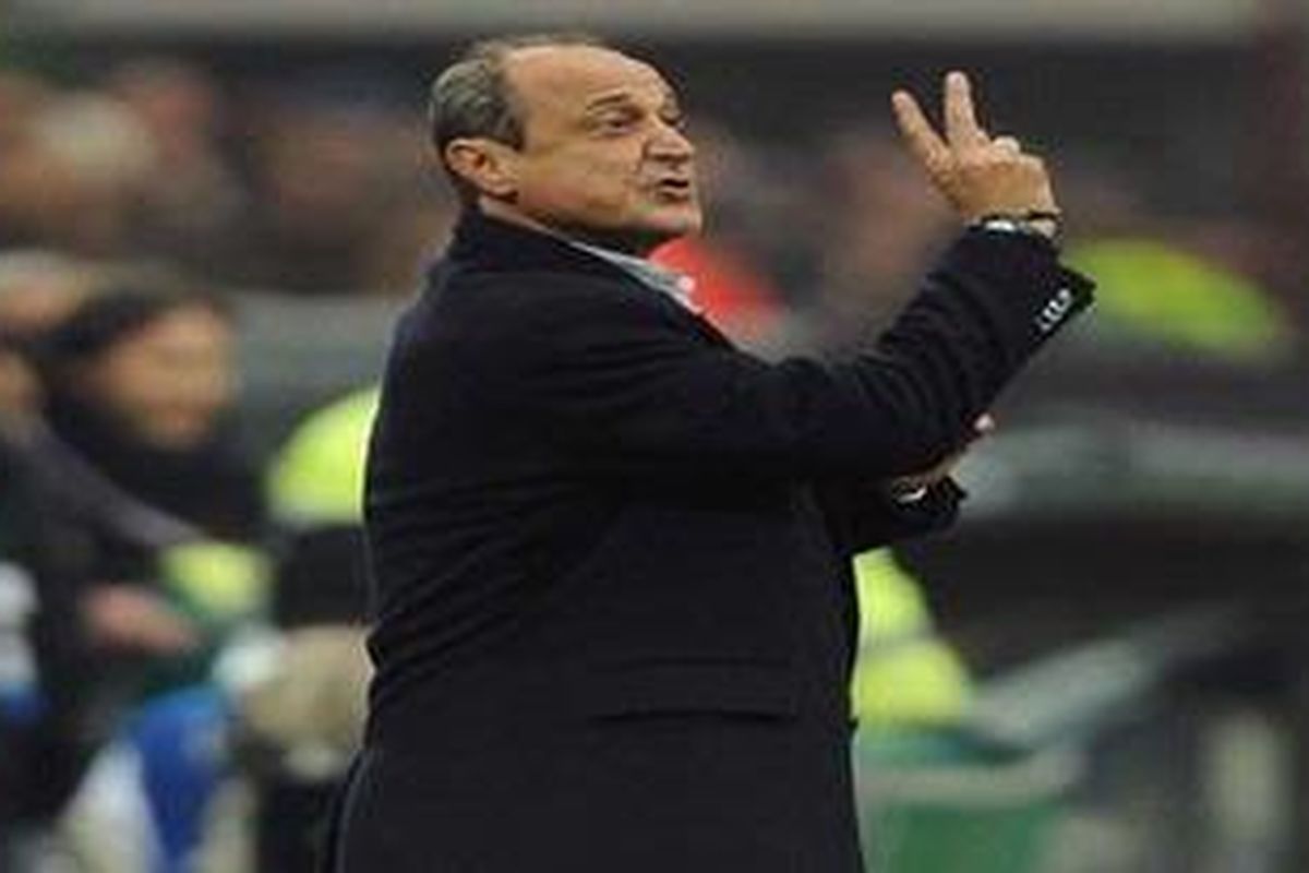 Pelatih Palermo, Delio Rossi.