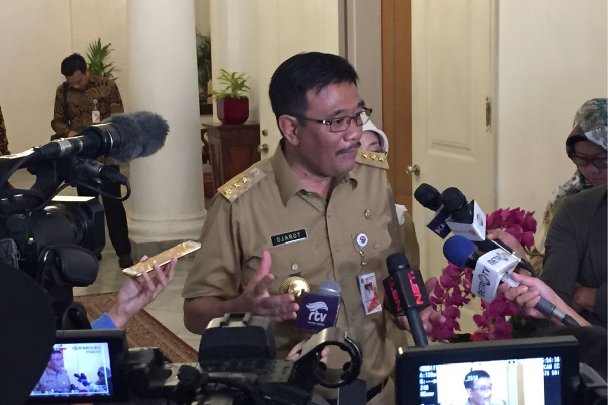 Gubernur DKI Jakarta Djarot Saiful Hidayat saat diwawancara di Balai Kota, Senin (17/7/2017) pagi.