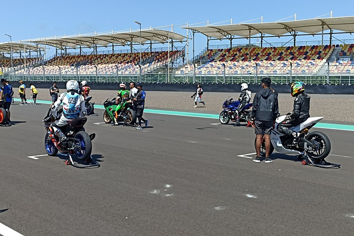 Balapan sunday race di sirkuit Mandalika Lombok, Sabtu (19/8/2023)
