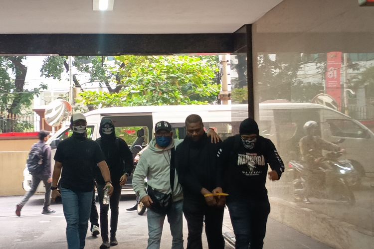 Peran Basri dalam Peredaran Narkotika di 3 Tempat Hiburan Malam: Koordinator 