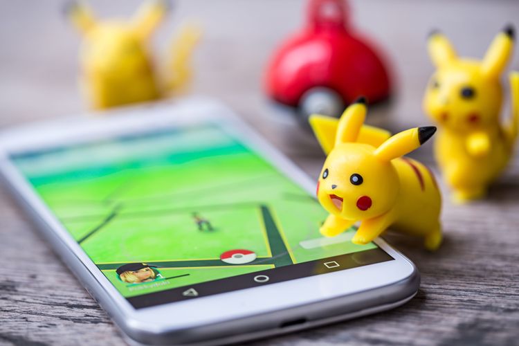 Pikachu menjadi salah satu karakter utama dalam game dan serial Pokemon