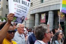 Ribuan Aktivis Berunjuk Rasa Terkait Polemik UU LGBT