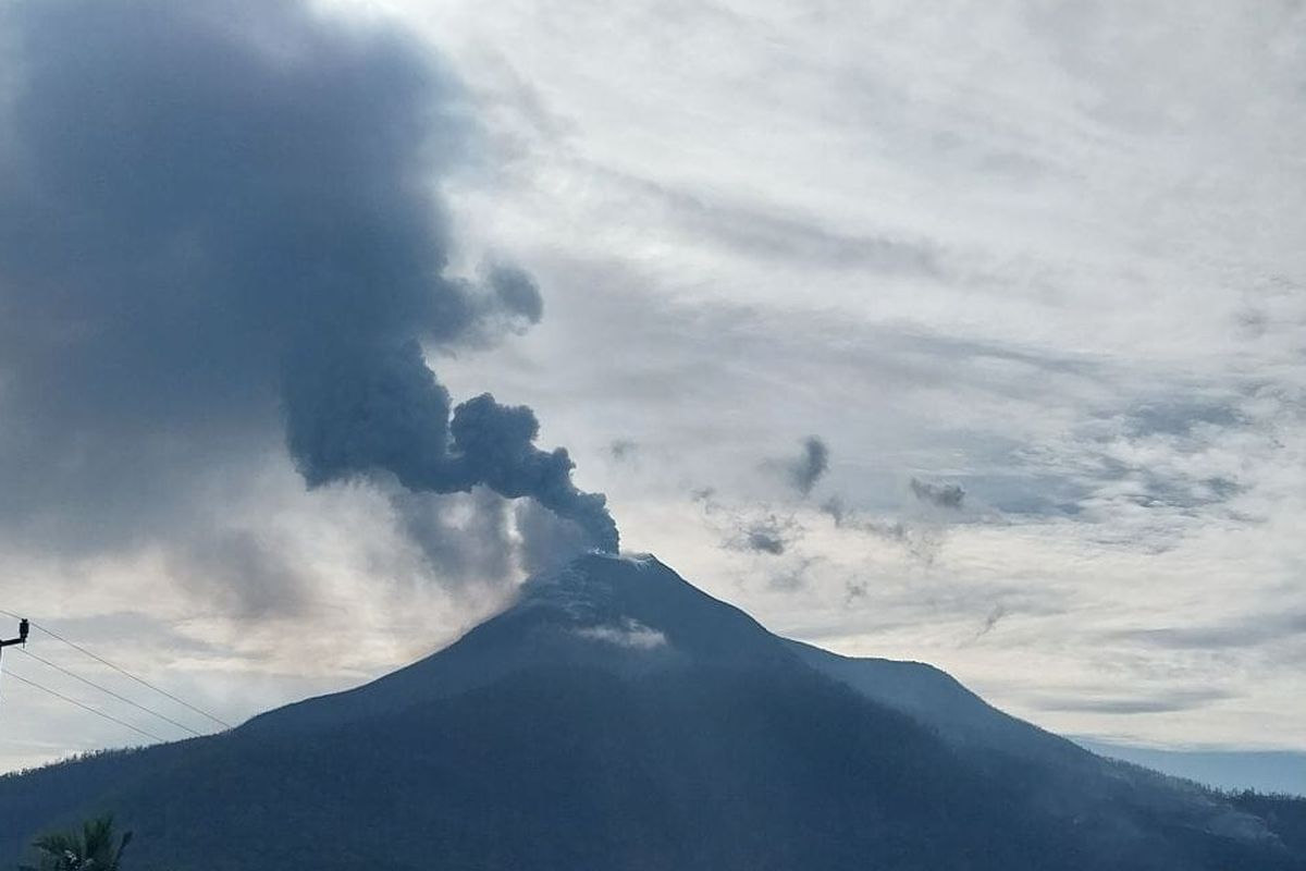 Radius Bahaya Erupsi Gunung Lewotobi Kembali Diturunkan Jadi 6 Km