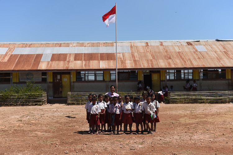 Program Inovasi dalam penguatan literasi pendidikan dasar di salah satu sekolah Sumba Timur.